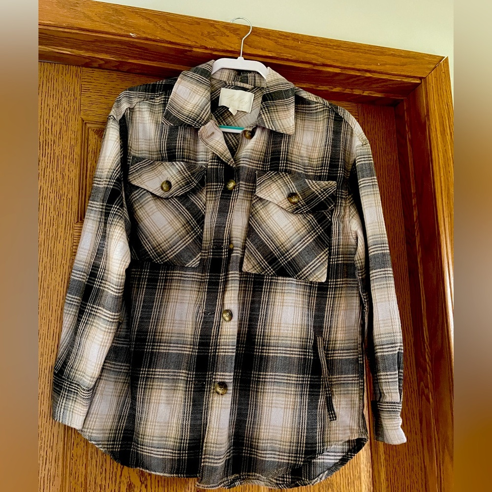 New Flannel, maybe worn 2 times with leggings
